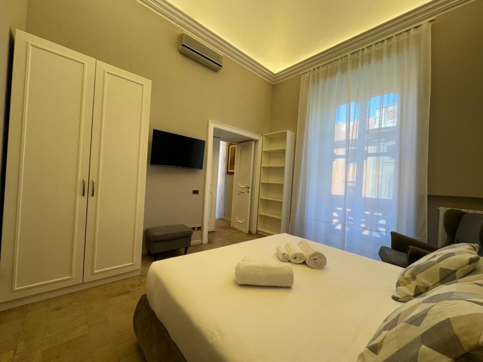 Lux Apartment Cavour ローマ エクステリア 写真