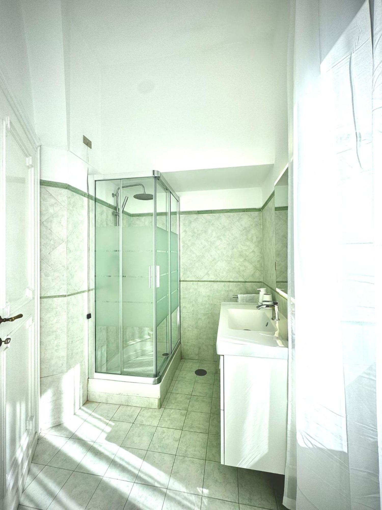 Lux Apartment Cavour ローマ エクステリア 写真